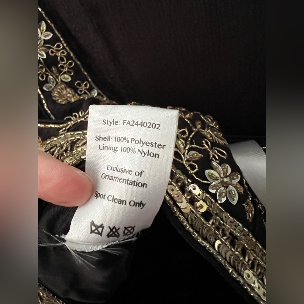 New Sani Ravi top in Black and Gold Size Small - Picture 11 of 12